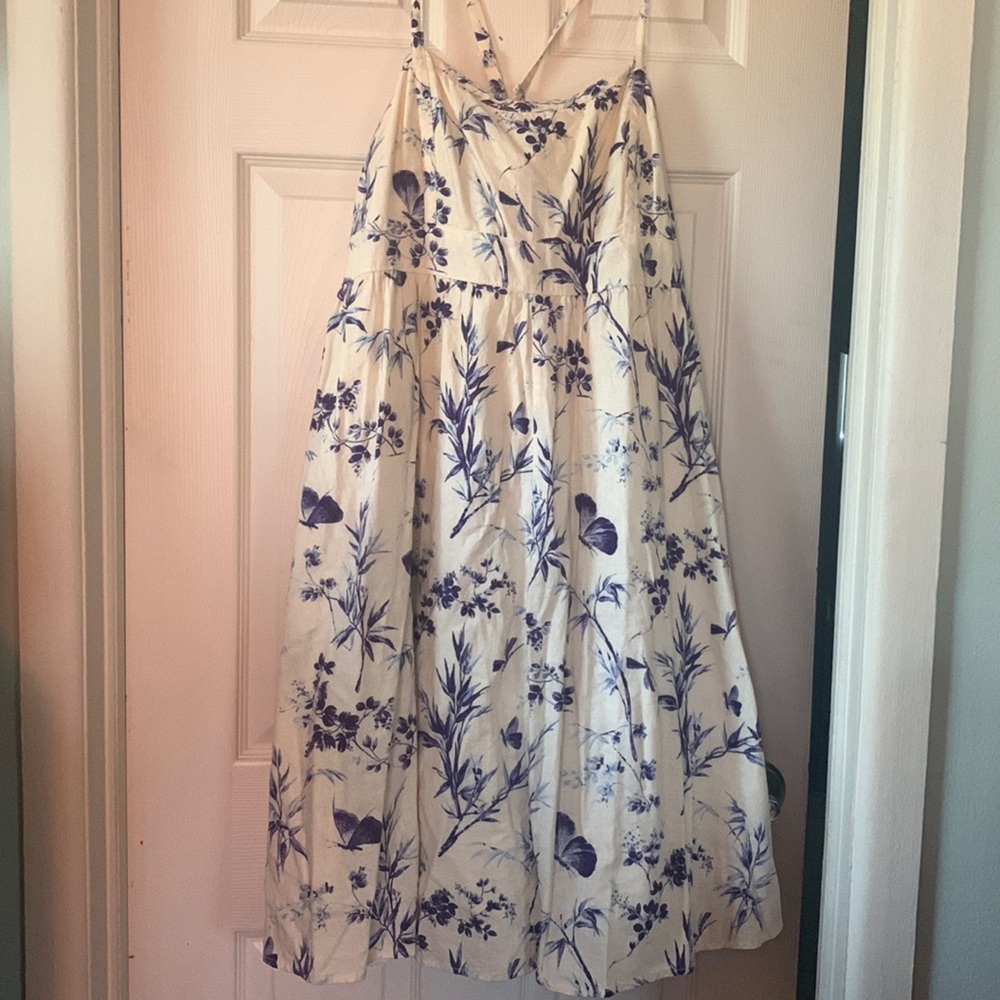 GAP XL off-white w/ purple flowers sundress. POCKETS!